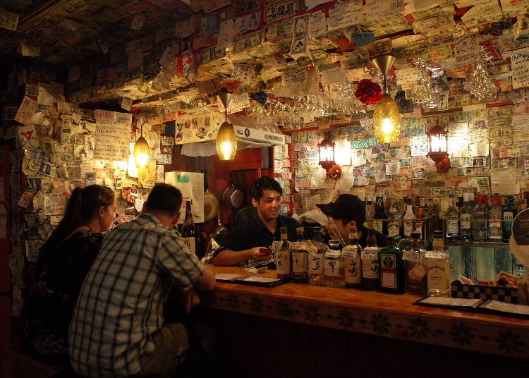 獨樂眾樂皆相宜!享受與人群互動的歡樂酒吧「BAR ARAKU」