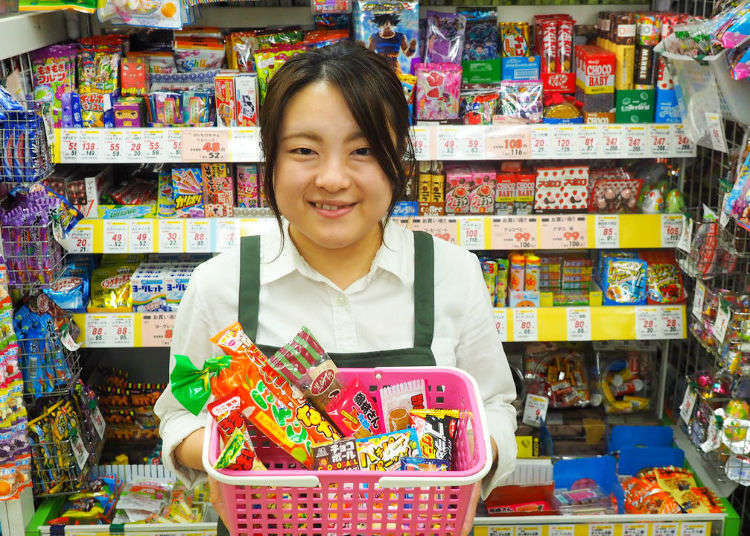 Tokyo Edible Souvenirs: Check Out How Many Japanese Snacks Can You Get Just for Under $4!