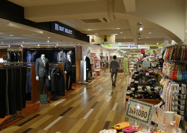 5階:ユニセックス、ファミリー向けファッション・雑貨フロア