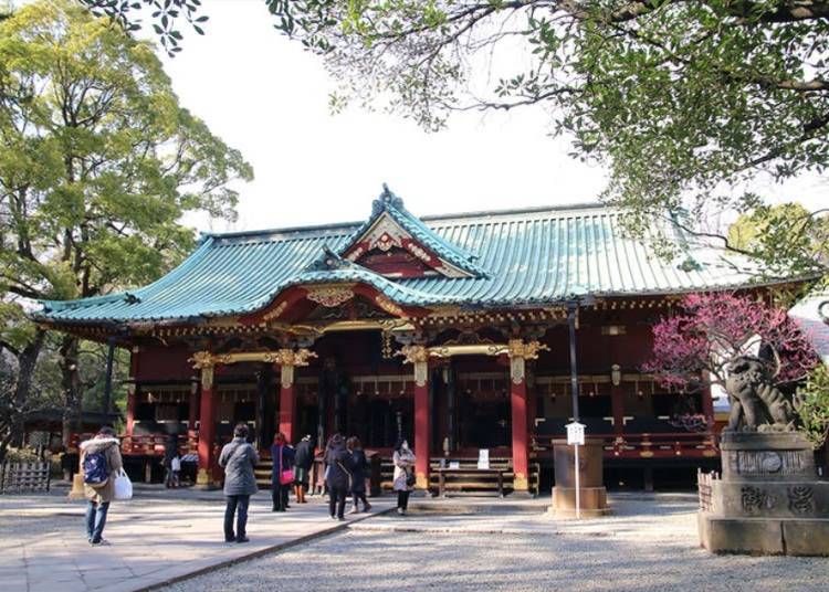先到根津神社祈求旅途順利吧!