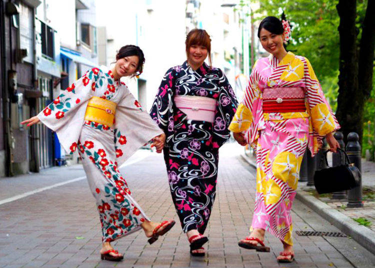 2. Asakusa Aiwafuku: Shop with Kimono Rentals and Purikura Photo Booths!