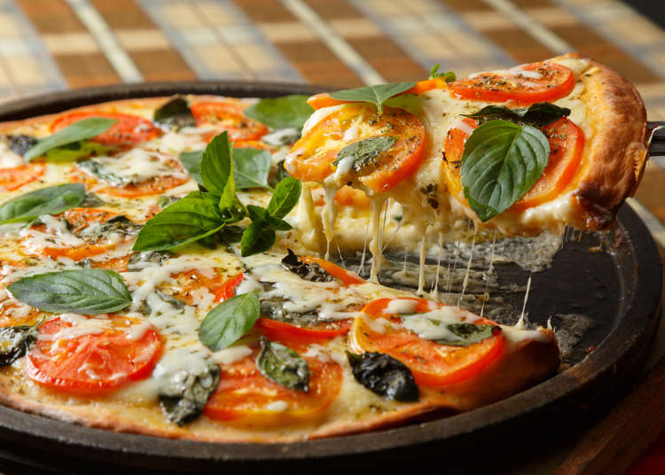 食べるならどっち?イタリア人とアメリカ人が自国のピザがウマイという理由