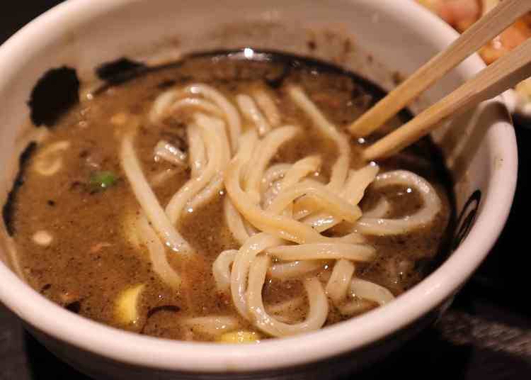 つけ麺をおいしく食べるポイント!麺は冷盛&スープも最後まで!