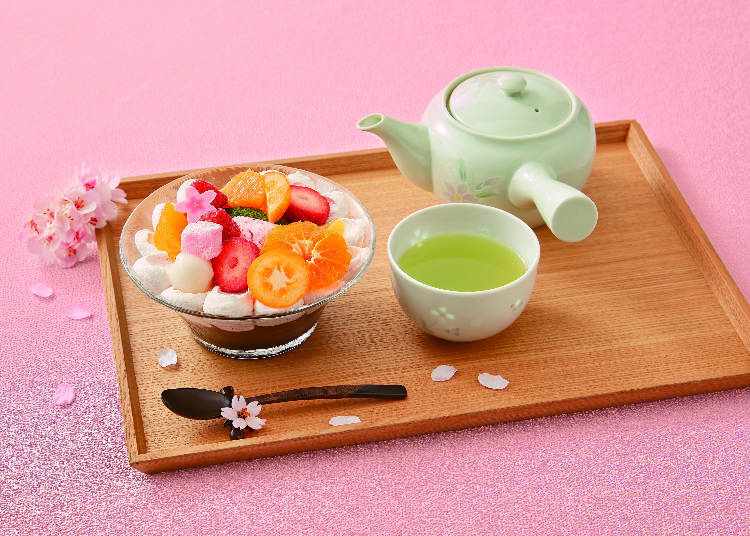 1. Kyobashi Senbikiya Fruits Parlor: Presenting the Beauty of Spring with "Strawberry and Citrus Hanami Parfait with Green Tea"