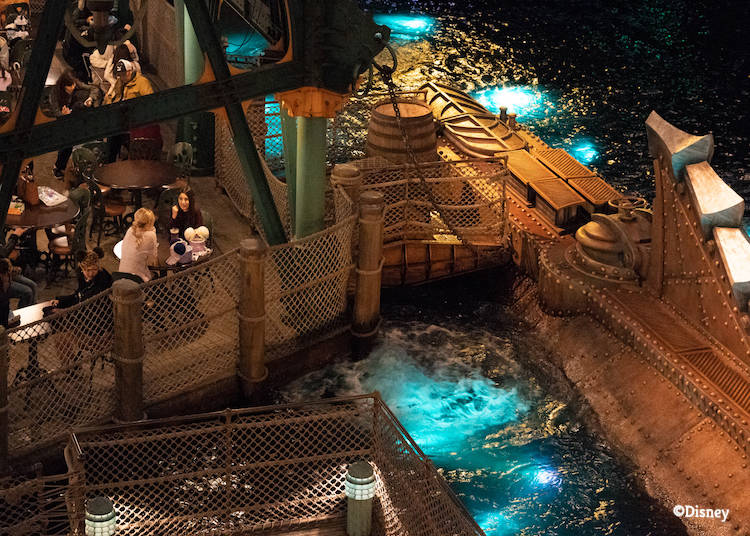 6:00 p.m.: Enjoy a pre-show beer in a nautical setting