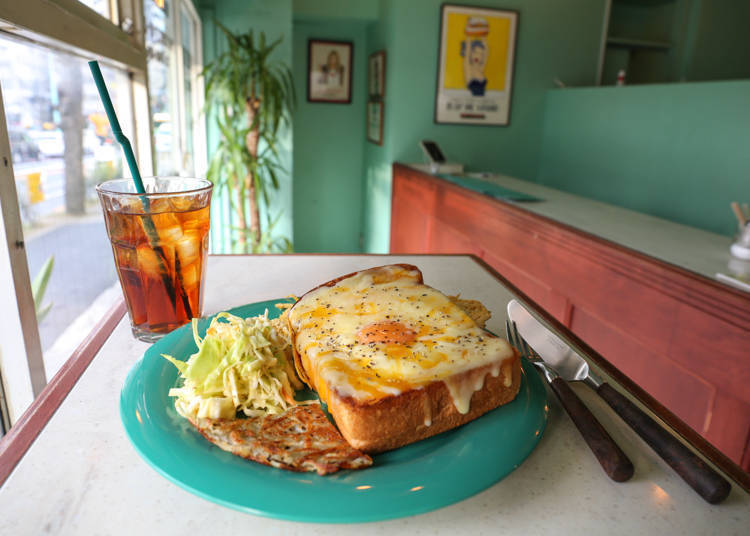 BUY ME STAND: Original sandwiches in a picturesque setting