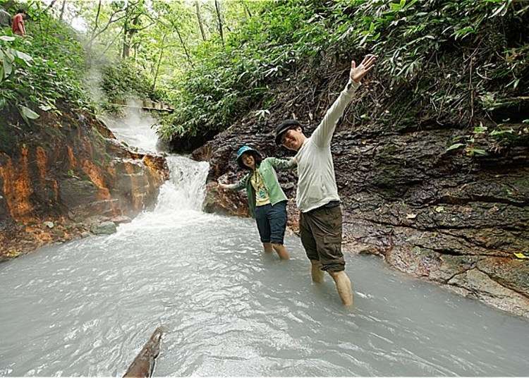 Noboribetsu Onsen Excursion - And a Natural Hot Spring Footbath!