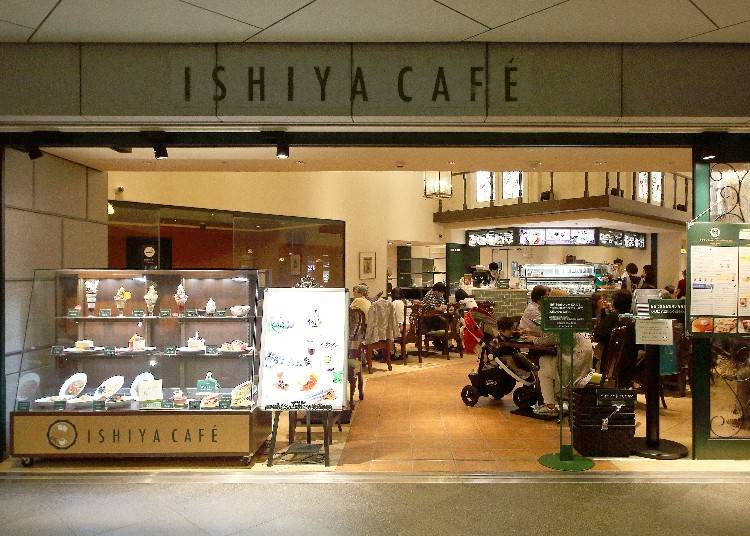 銘菓「白い恋人」のソフトクリームがここに!
「ISHIYA CAFÉ(イシヤカフェ)」