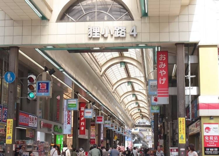 大通エリアの代表買い物スポット
老舗商店街「狸小路商店街」
