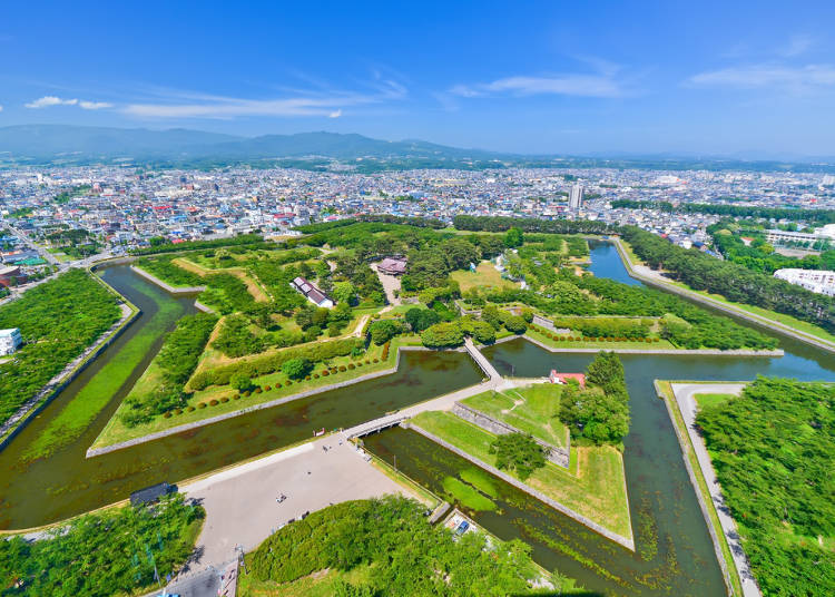 Visiting the Star-Shaped Fortress: Goryokaku Park