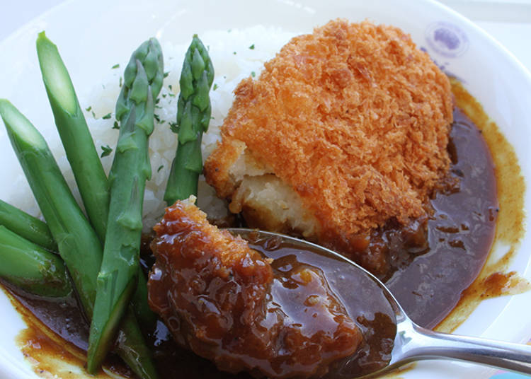 午餐限定菜色丰富!人气餐点就是使用当季食材的可乐饼咖喱饭