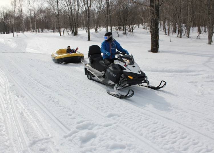 The Thrill of Speed! Snow Rafting at Niseko Village