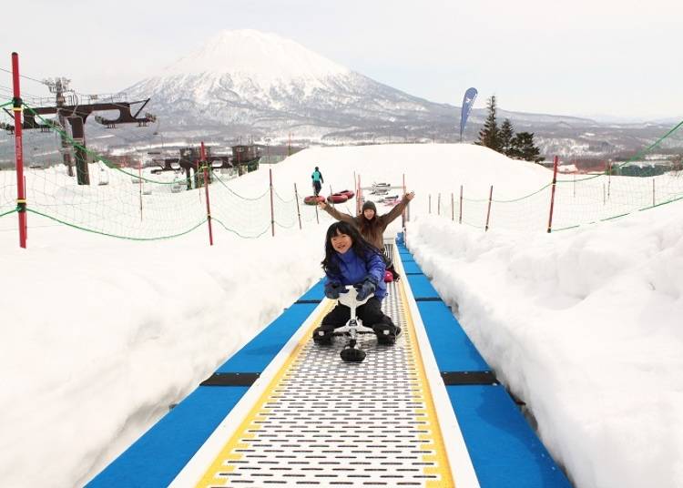 ■広い独立エリアで雪遊びを満喫! ニセコ グラン・ヒラフ キッズパーク