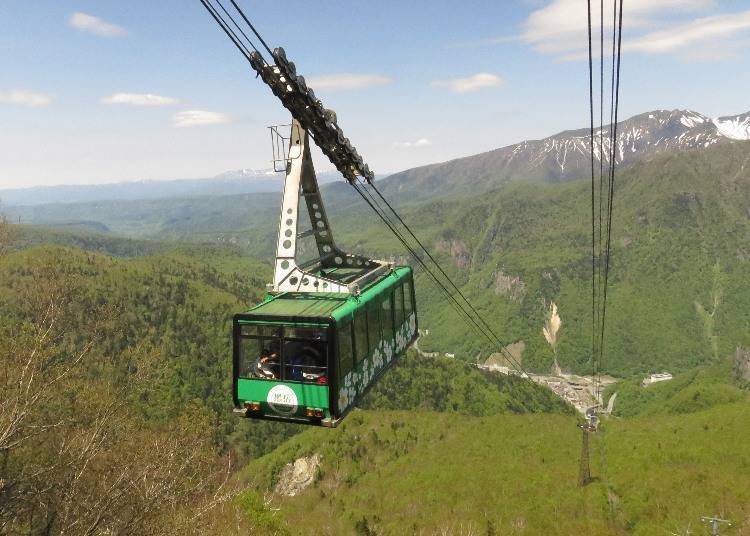 Regardless of the season, always a breath-taking scene! Experience the four seasons of Daisetsuzan National Park from the Kurodake Ropeway