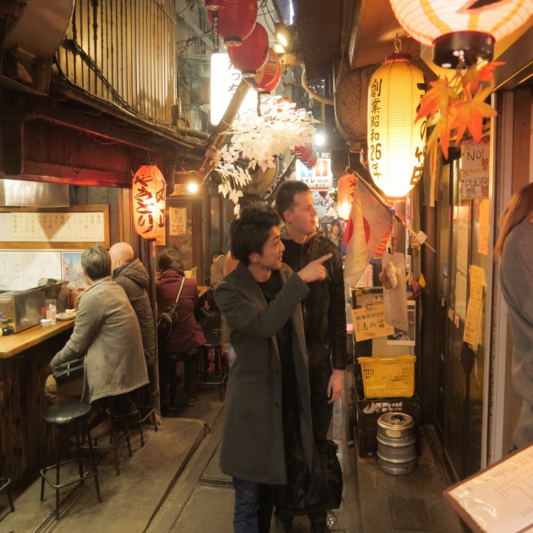 Tokyo Bar Hopping Tour by Magical Trip - LIVE JAPAN